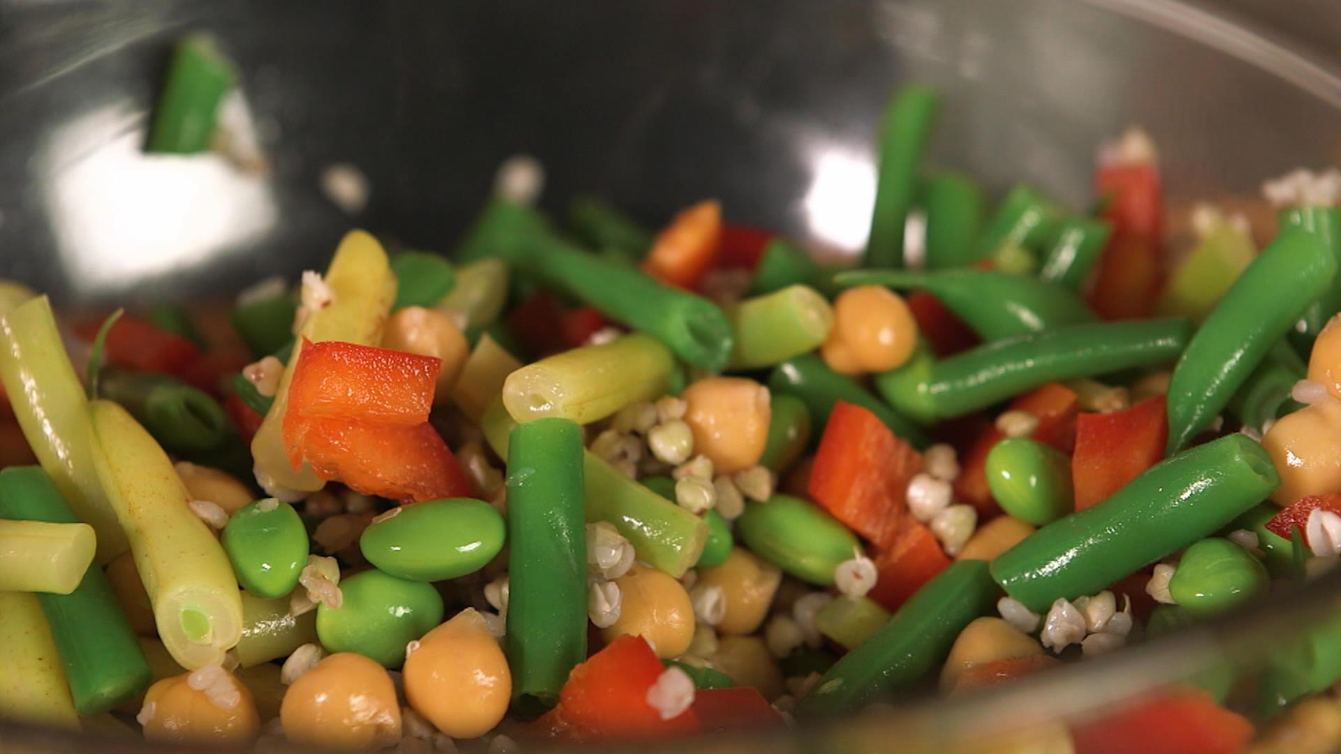 Salade colorée de haricots